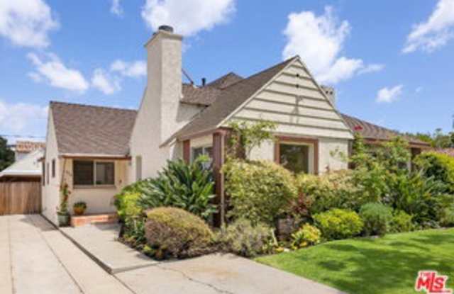 256 South La Peer Drive - 256 South La Peer Drive, Beverly Hills, CA 90211