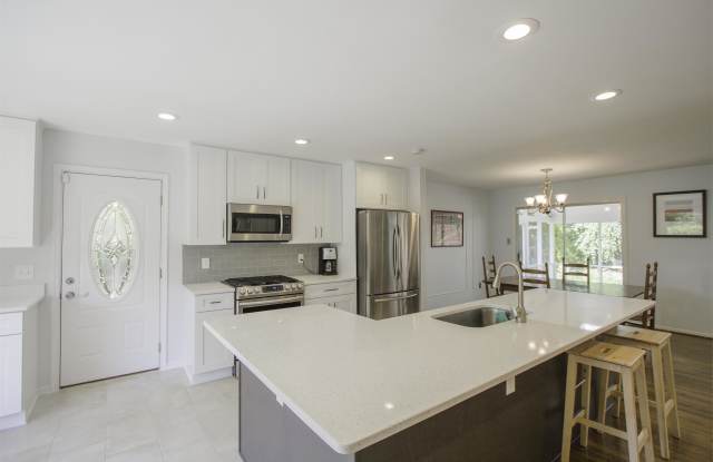 3206 Armory Court Gallery 4