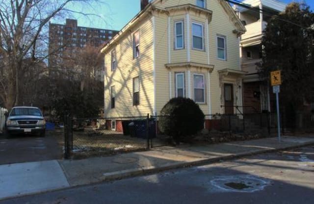 86 Gilman St - 86 Gilman Street, Somerville, MA 02145