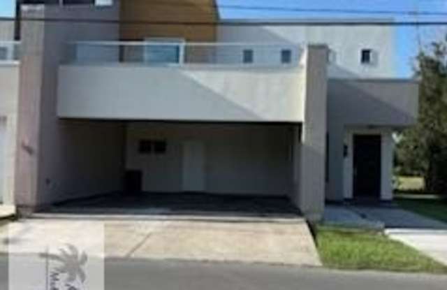 500 COUNTRY CLUB RD. photos photos