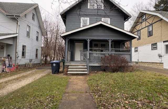 Spacious 4-Bedroom Akron Home with Attic Master  Private Driveway photos photos