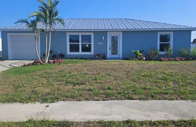 Single family home in Gardens of Gulf Cove photos photos