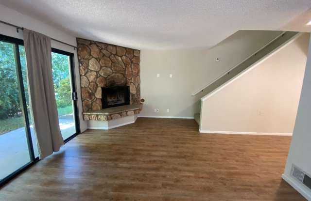 Country Club Estates - Townhouse photos photos