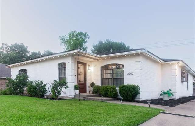 2602 Arbor Drive photos photos