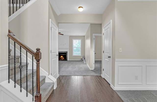 568 Garden View Court Gallery 3