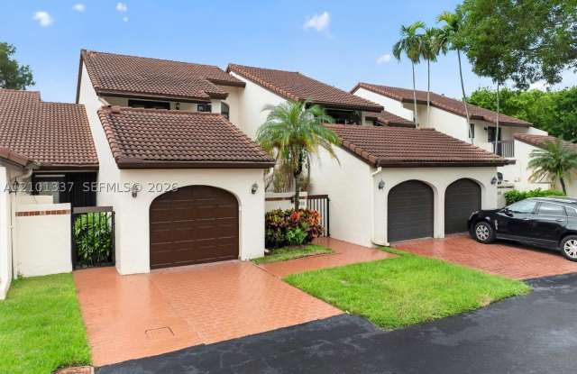 9340 NW 48th Doral Ter Gallery 1