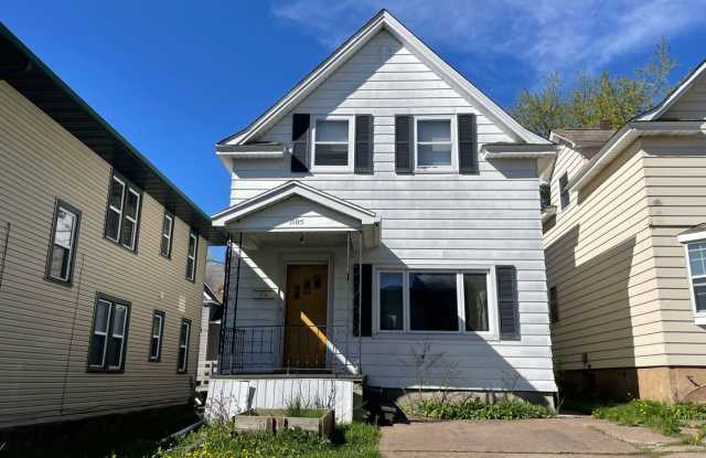 4 Bedroom Home in Duluth - Available Now! photos photos