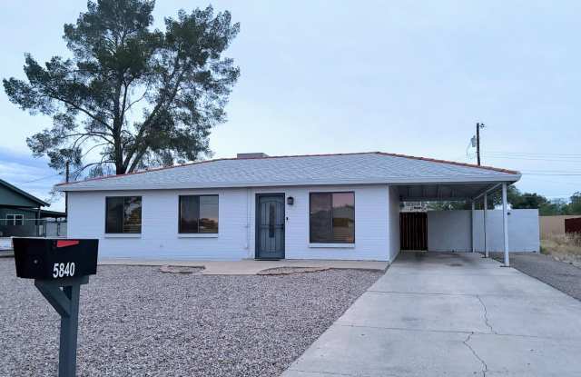 5840 E 36th Street photos photos