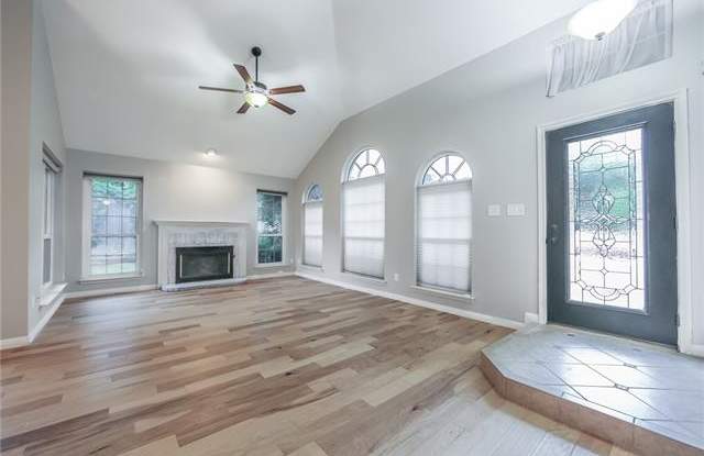 2410 Whispering Cove Circle Gallery 4