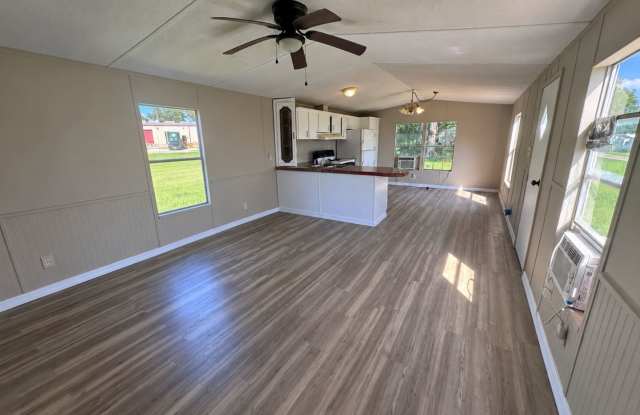 Affordable living in Tallassee, convenient to I-85 and plenty of industry Gallery 4