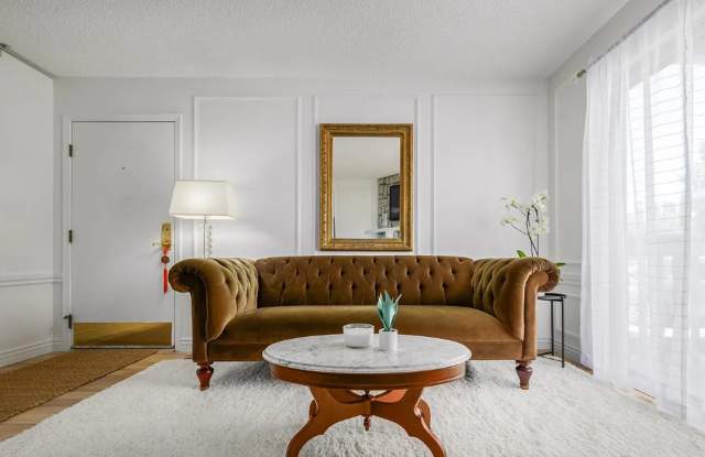 Welcome Home to this DTC 2 bed 2 bath! photos photos
