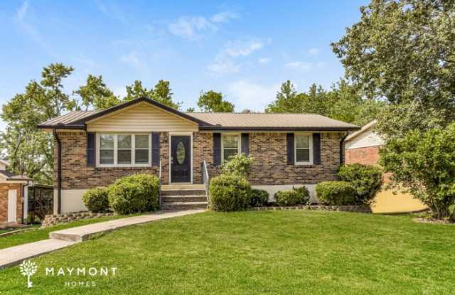127 Evergreen Circle - 127 Evergreen Circle, Hendersonville, TN 37075