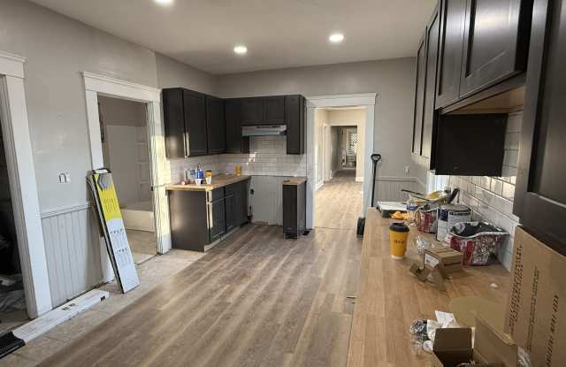 3138 Seymour Avenue - Down photos photos