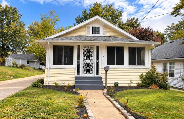 Move-In Ready 2-Bedroom Home with Bright Interior and Private Garage Gallery 1