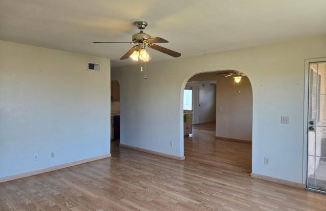 Sun-filled Santee home on a quiet cul-de-sac available immediately. Gallery 4