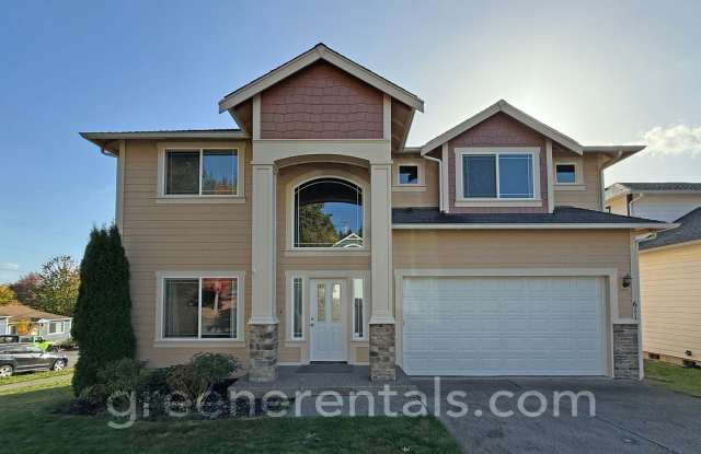 4BR 2.5BA Home on Tumwater Hill photos photos