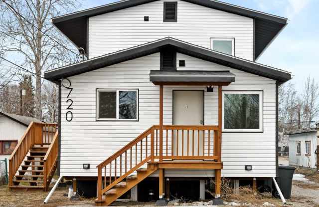 720 18th Avenue - 4 photos photos