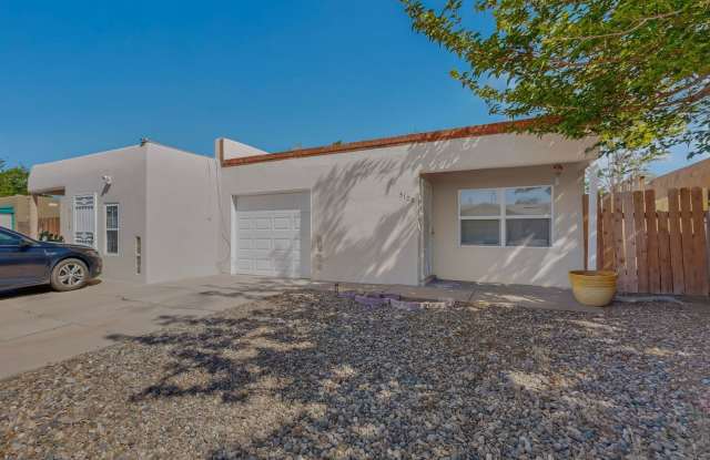 Close in West Side 2 bedroom 1.75/ba 1/cg photos photos