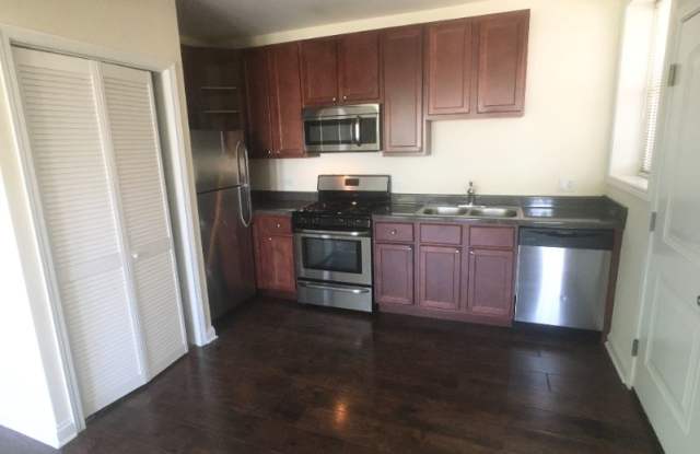 4317 W Cornelia Ave 2w Gallery 4