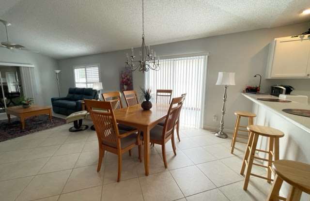 2909 Meadow Lawn Ln Gallery 4