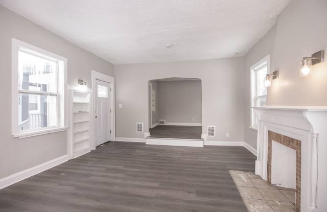 NEWLY RENOVATED! - 3 BED, 1.5 BATH BEAUTIFUL SINGLE- FAMILY HOME. Gallery 3