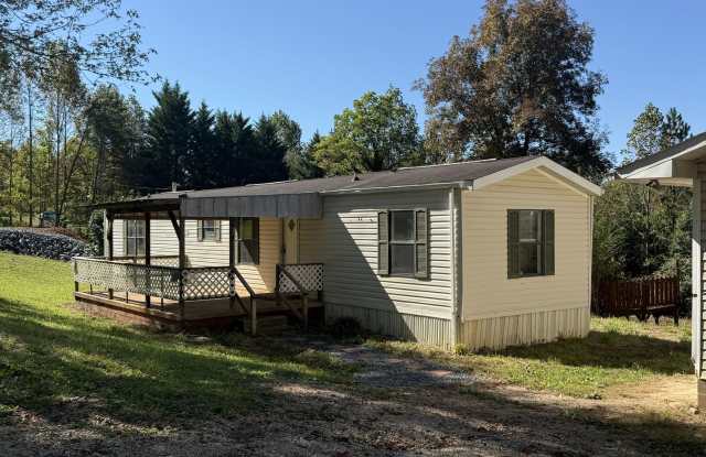2-Bedroom Home on .75 Acres – Marion Gallery 1