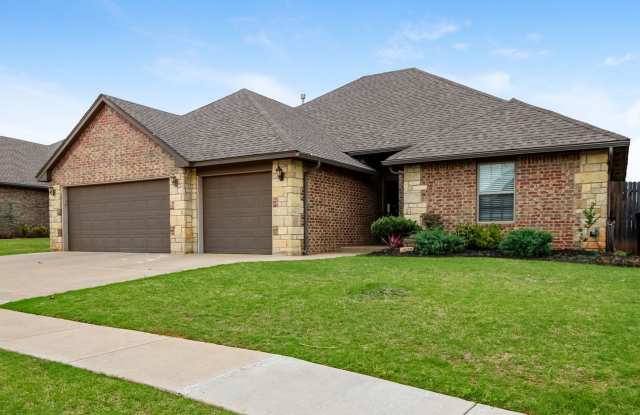 Perfect 4 bed, 2 bath, 3 car in The Grove/Deer Creek photos photos