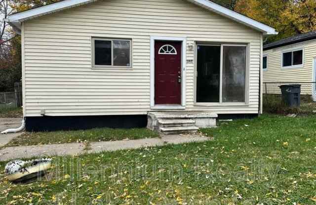 397 Cameron Ave - 397 Cameron Avenue, Pontiac, MI 48342