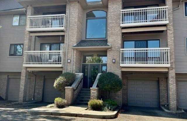 3800 Rosemont Boulevard unit: 113A photos photos