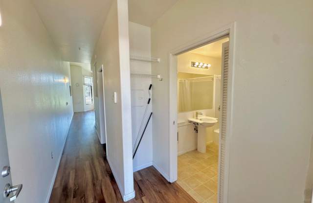 Newly Remodeled Spacious Floor Plan Near UC Berkeley! - 1849 Shattuck Avenue, Berkeley, CA 94709