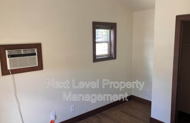 111 East Cottonwood Drive - 5 Gallery 4
