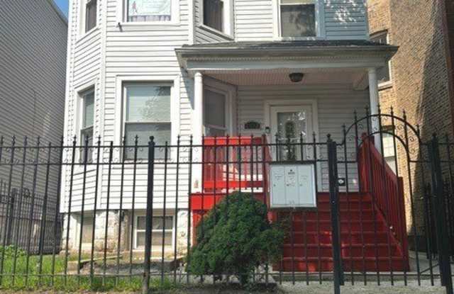2522 N Hamlin Avenue photos photos