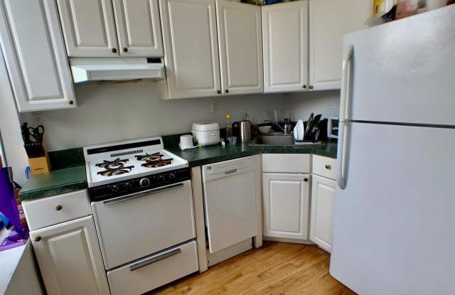 912 WASHINGTON ST photos photos