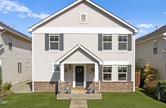 Welcome to this beautiful 3-bedroom, 2.5-bathroom home near Silver Lake photos photos