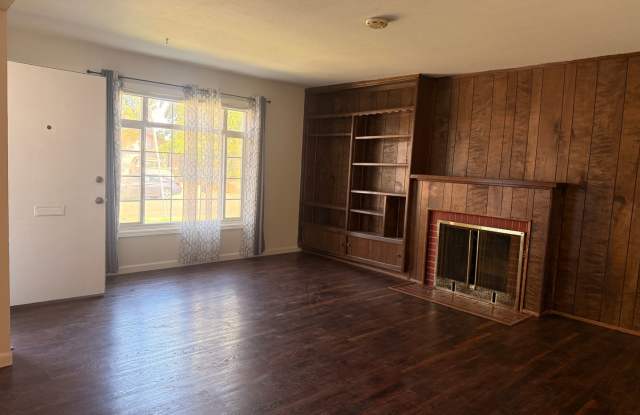 House for Rent / Sacramento Gallery 4