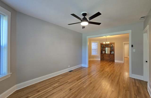 876 N Sacramento Boulevard Gallery 4