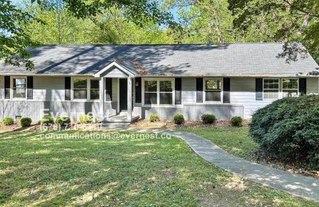 1345 Twin Oaks Cir SE - 1345 Twin Oaks Circle Southeast, Smyrna, GA 30080