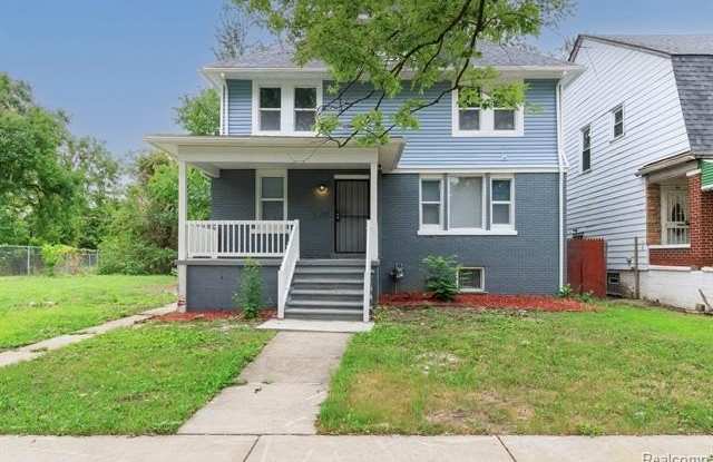 120 Woodland Street photos photos