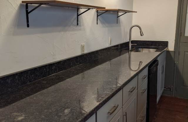 214 Locust St photos photos