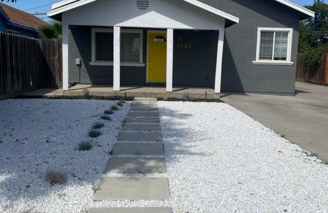 Three Bedroom One bath home Available now photos photos