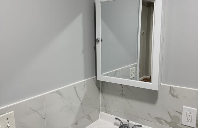 230 North Maple Avenue photos photos