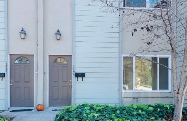 Laurel Ln 1133 photos photos Laurel Ln 1133 photos photos