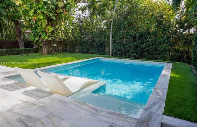 640 NE 71st Street, Miami, FL 33138 photos photos