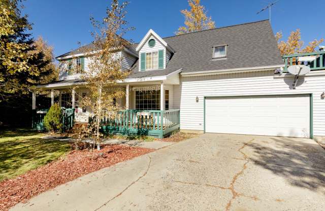 Newly Renovated Basement ADU in Prospector - Light, Bright, and Spacious. Includes Utilities! photos photos