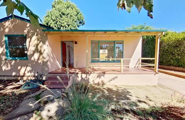 Desirable 3 Bedroom, 2 Bathroom house in San Roque- ALL Utilities Included - 3076 Calle Fresno, Santa Barbara, CA 93105 Desirable 3 Bedroom, 2 Bathroom house in San Roque- ALL Utilities Included - 3076 Calle Fresno, Santa Barbara, CA 93105