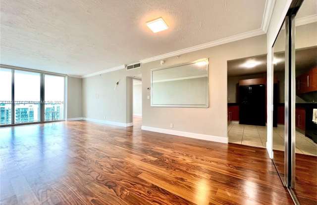 3000 S Ocean Dr photos photos