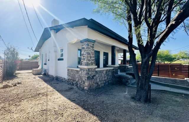 127 North Santa Rita Avenue photos photos
