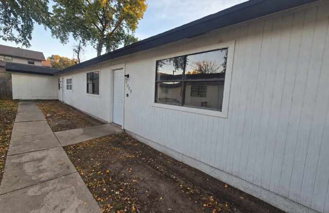 2 Bedroom Duplex with Comfortable Living Space in OKC Gallery 4
