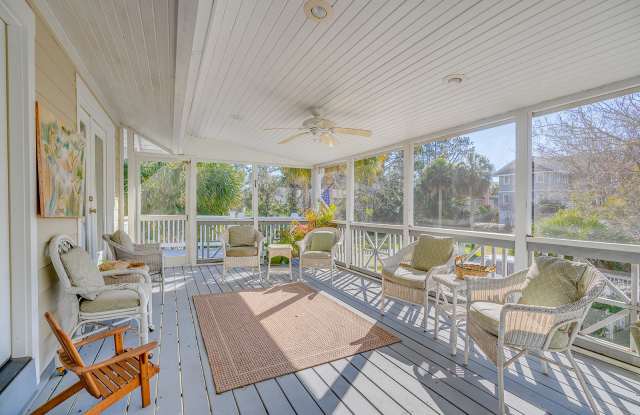 1701 Chatham Ave photos photos