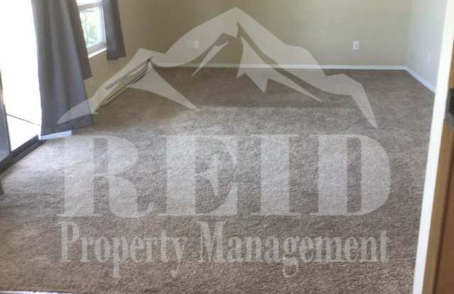 2 Bedroom Condo with A View Gallery 4